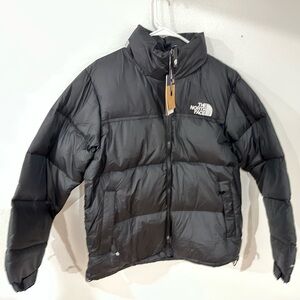The North Face 1996 Retro Nuptse 700 Fill Packable Jacket
Black BRAND NEW